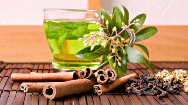 Té con especias contra parasitos no corpo